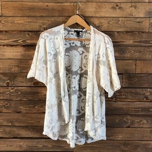 Forever21 ivory lace kimono
